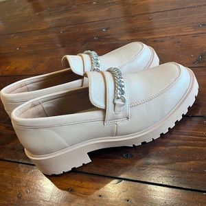Trendy Fashion Loafers - Like New!